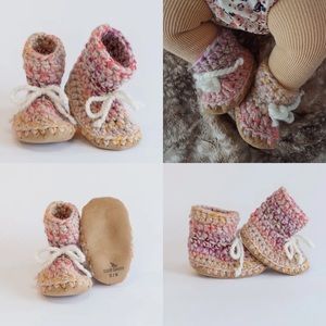 Knit baby bootie slippers